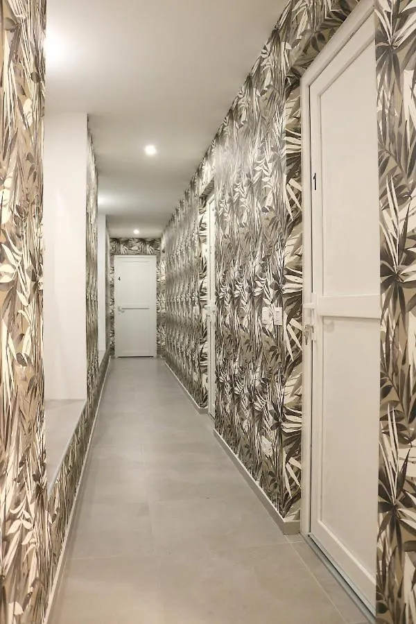 Apartment Central Station Milano Room - 2 Italy